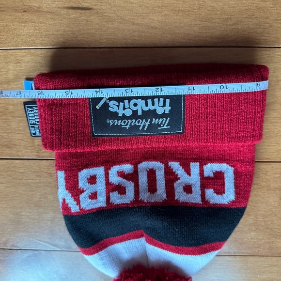 Crosby Kids Pom-Pom Beanie - Red and Black - Picture 7 of 7